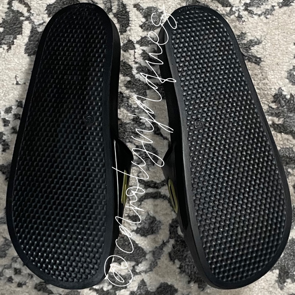 MOSCHINO Logo Embossed Pool Slide Sandals - Picture 4 of 7